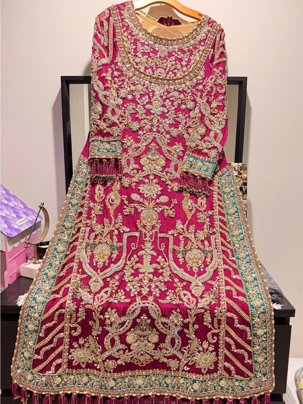 Sarah Rohale Asghar - Raisin Bloom - Picture 4 of 8